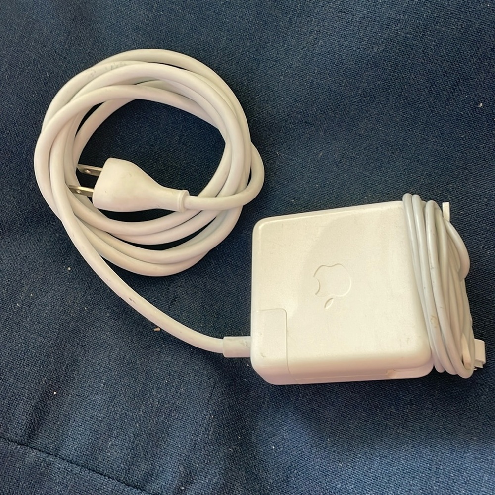 Mac apple power cord